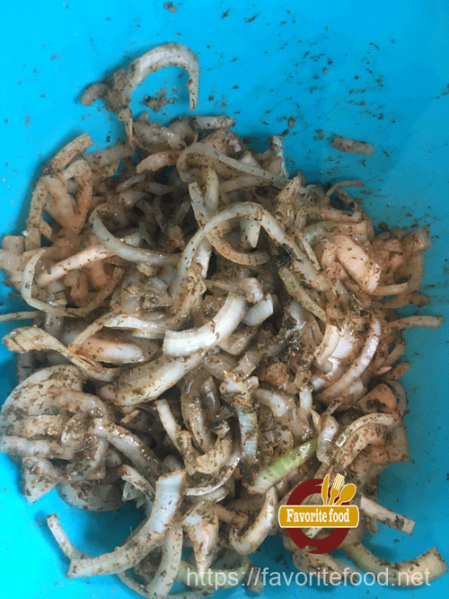 лук и специи