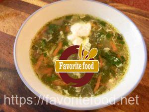 Суп со щавелем с яйцом