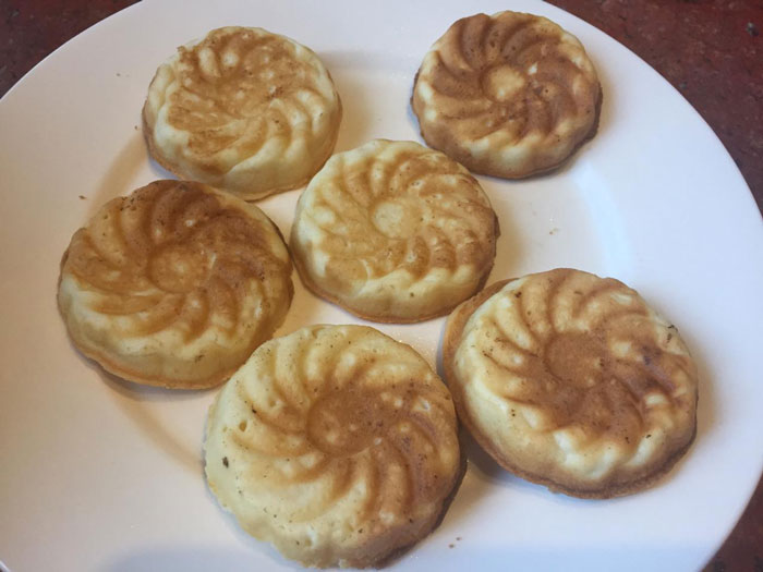 Творожное печенье с апельсиновым джемом