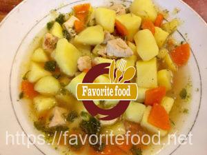 Тушеная куриная грудка с картошкой